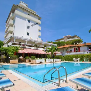 De Amicis 3*, Riccione Italië